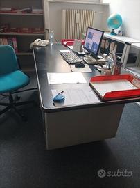 scrivania