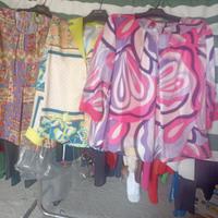 sotto giacche diverse taglie e colori