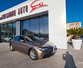 Alfa Romeo Giulia 2.2 Turbodiesel 160 CV AT8 Busin