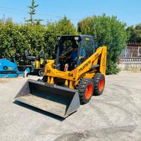 P33 Mini pala Mustang 2054 targata 26 q.li