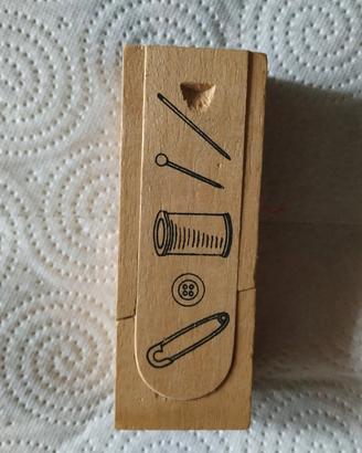 Set da cucito vintage in legno 