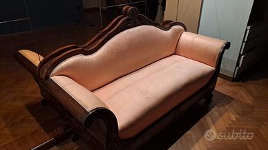 Divano vintage color albicocca — 190×60 cm