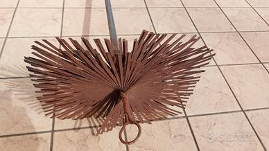 Attrezzo spazzacamino 