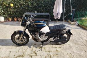 Yamaha diversion xj 600
