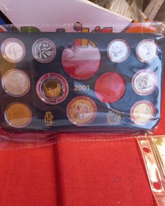 Divisionale Repubblica 2001 Proof senza argenti