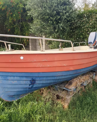 Barca da pesca doppio fondo
