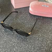 Occhiali da sole MIU MIU