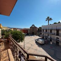 Indipendente con Cortile, Balcone e Box