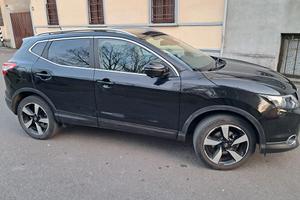 Nissan  Qashqai  DIG-T Tekna  1.2   116 CV
