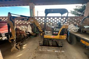 Escavatore Caterpillar 301.8 C