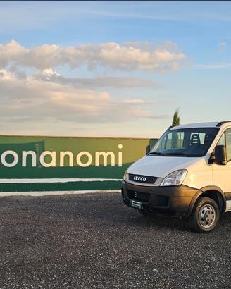 Iveco Daily 7 posti 3.000 cc - ribaltabile