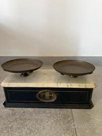 Bilancia vintage Marmo negozio