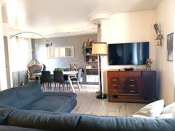 SPLENDIDA VILLA INDIPENDENTE SU DUE LIVELLI ABITAT