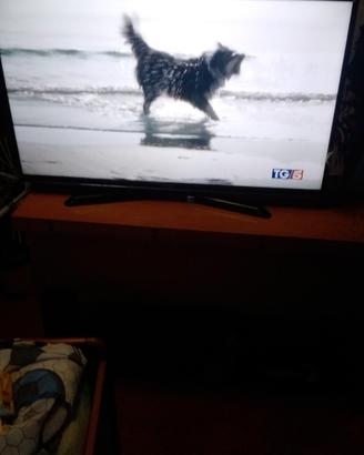 televisore hitachi 43"