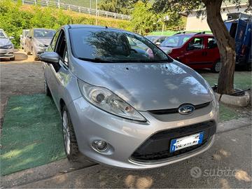 Ford Fiesta 1.4 5 porte Bz.- GPL Titanium