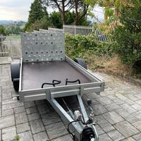 Carrello porta cose e moto