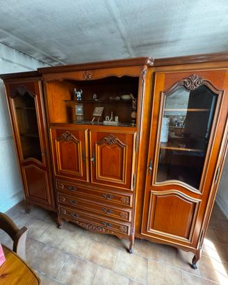 Credenza