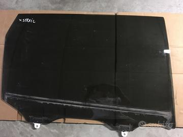 Vetro Posteriore Destro NISSAN X-Trail 2015