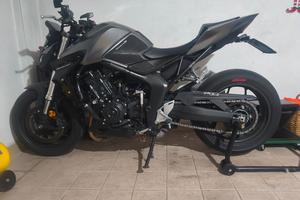 HONDA CB 1000 HORNET 2025