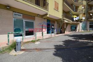 Locale Commerciale - Corigliano-Rossano