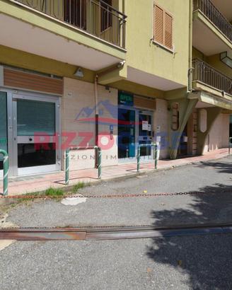 Locale Commerciale - Corigliano-Rossano