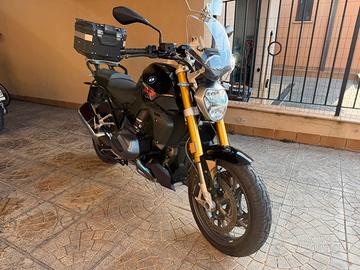 BMW R1250r