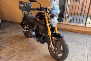 BMW R1250r