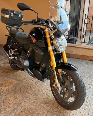 BMW R1250r