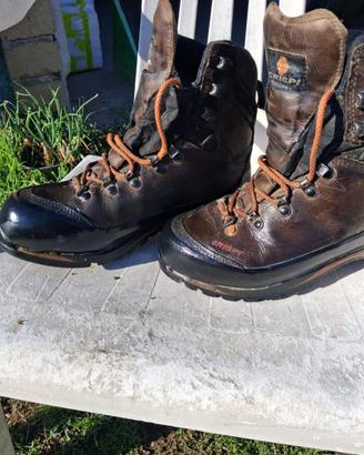 Scarponi trekking crispi in pelle