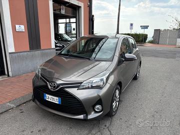 Toyota Yaris 1.0 5 porte Lounge 2016