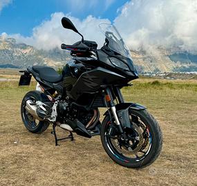 BMW F900XR
