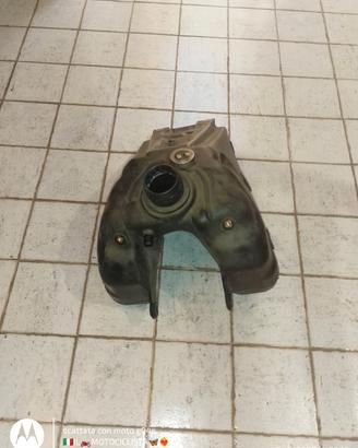 serbatoio benzina Suzuki dr 125 sm 2008
