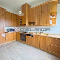 ADRIA: Quadrilocale con garage