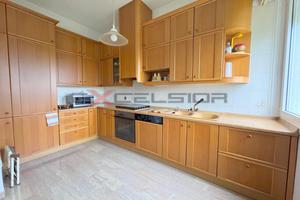 ADRIA: Quadrilocale con garage