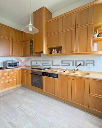 ADRIA: Quadrilocale con garage