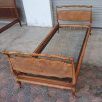 letto singolo in noce e paglia di Vienna