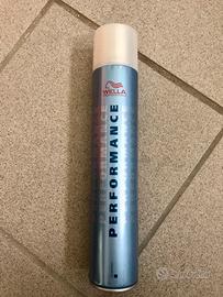 Lacca Performance Hair Spray Wella parrucchiera