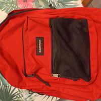 Zaino scuola Eastpack nero-rosso
