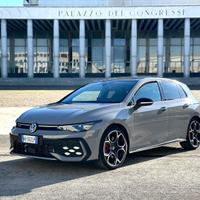 Nuova Golf GTI 2.0 TSI 265 cv DSG