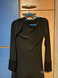 vestito nero aderente