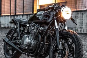 Suzuki GSX750E 