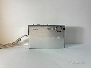 Nikon coolpix s9 argento con caricatore