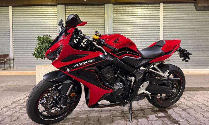 Honda CBR 650 R 35kw depo 2023