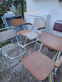 Sedie vintage in stile industriale