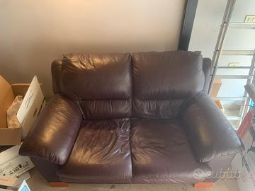 Divano pelle marrone