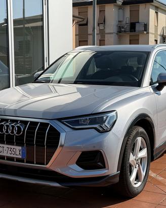 Q3 35 2.0 tdi Business Advanced s-tronic