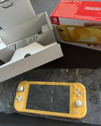 Nintendo Switch Lite giallo + micro SD 128GB