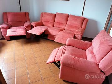 divano + due poltrone