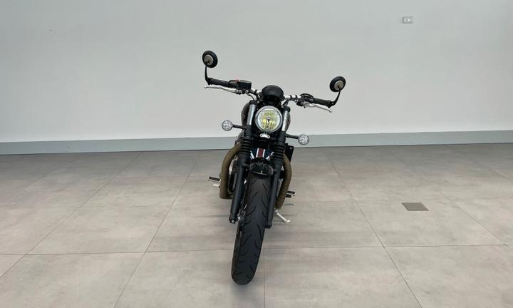 Triumph Bonneville Bobber