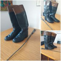 Stivali equitazione in pelle con frustino